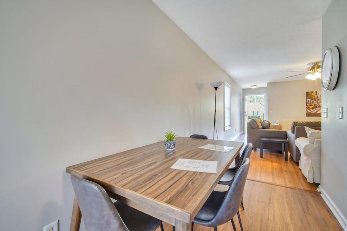 Charming Gray Home- 5 Mins From Gsu! Statesboro Esterno foto