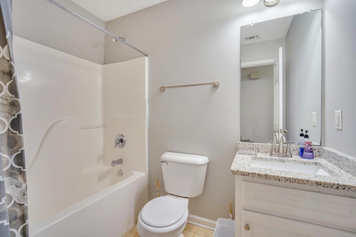 Charming Gray Home- 5 Mins From Gsu! Statesboro Esterno foto