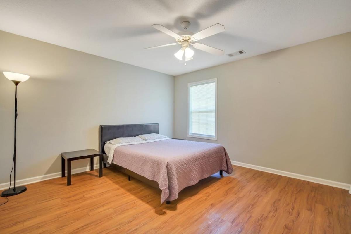 Charming Gray Home- 5 Mins From Gsu! Statesboro Esterno foto