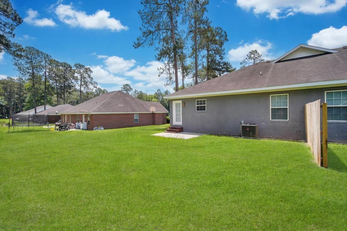 Charming Gray Home- 5 Mins From Gsu! Statesboro Esterno foto
