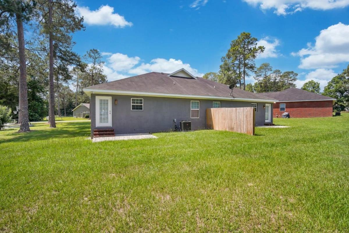 Charming Gray Home- 5 Mins From Gsu! Statesboro Esterno foto