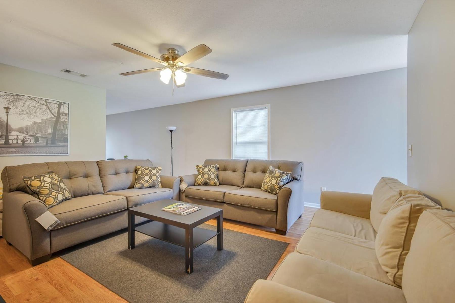 Charming Gray Home- 5 Mins From Gsu! Statesboro Esterno foto